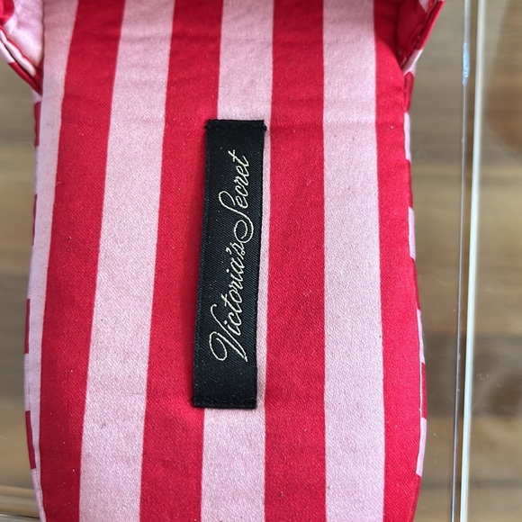 NWOT Victoria’s Secret Signature Satin & Bow Slippers - Picture 7 of 9